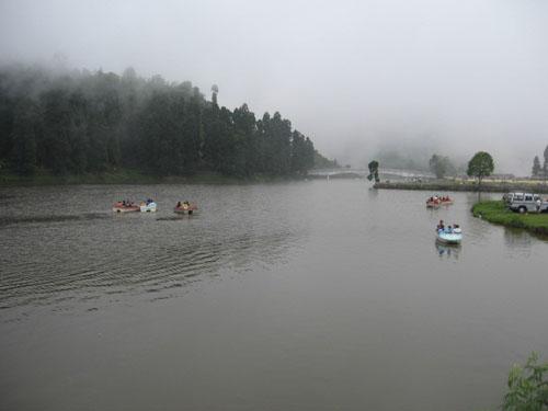 Mirik Lake