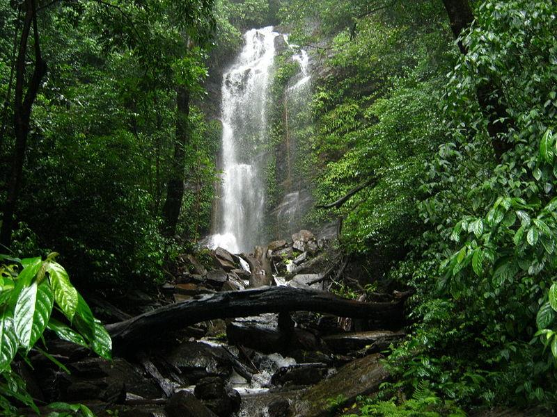 The Hidlumane Falls