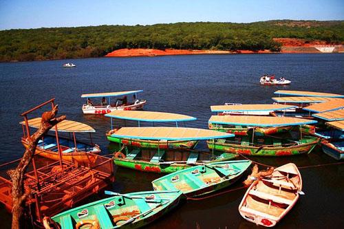 Boats on the Venna lake in Mahabaleshwar.