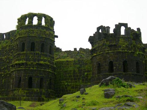 Raigad fort towers