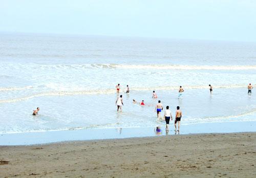 Surat Bithal Beach
