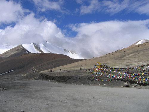 Taglang La mountain pass in Ladakh