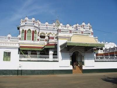 A palatial house in Chettinad