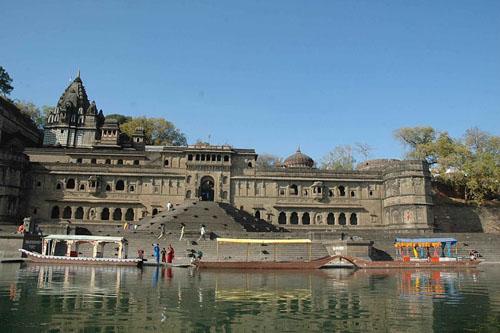 Temple in Maheshwar