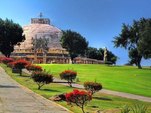 Sanchi Stupa distant view