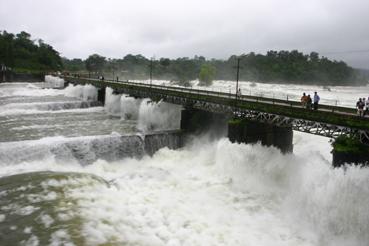 Canal Gates near Jogfalls