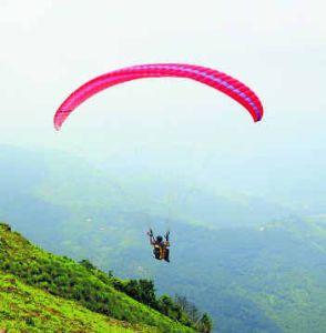 Adventure Tour Paragliding